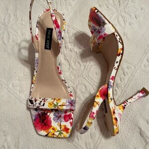 Nine West Women's Floral High Heels Sandals - Red, Yellow, Purple 7.5 Spring
